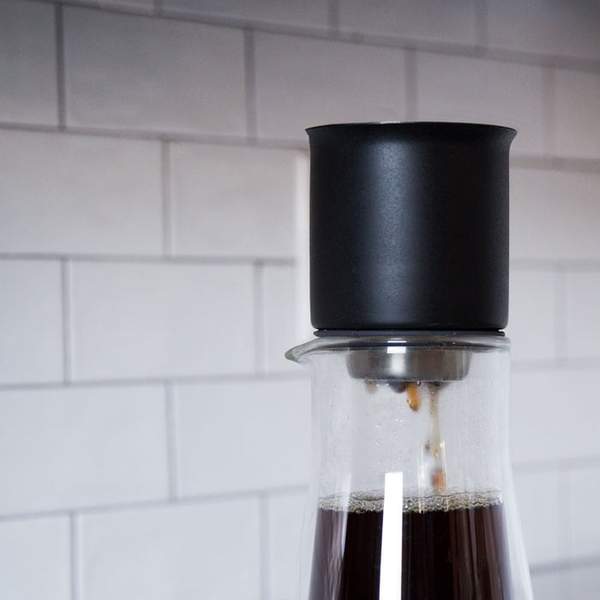 https://coffeeoneonone.com.au/cdn/shop/products/Stagg-Glass-Carafe-with-Lid-fellow-products_600x600_1c12cc3f-3227-4db7-9421-338604e8ce0c.jpg?v=1624914459